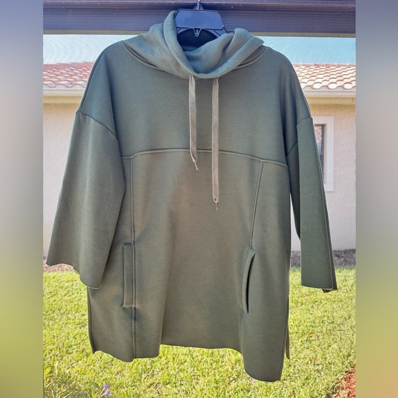 UGG Women's Poncho Funnel‎ Neck Pullover Sweatshirt Green XS/S Partial Sleeve - Picture 1 of 5